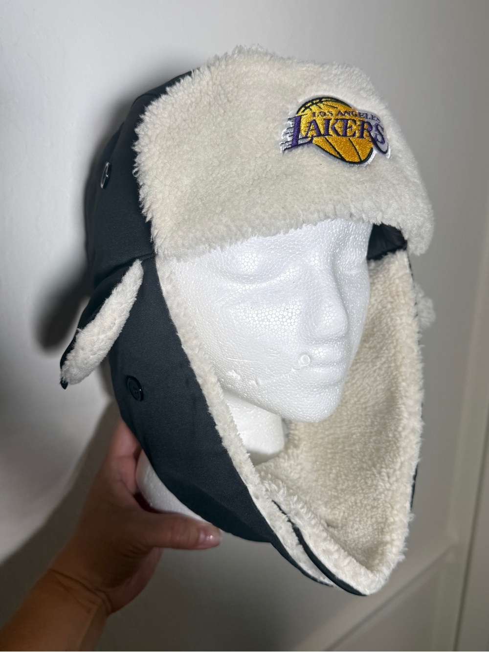 Ultra Game NBA LA Lakers Basketball Black Sherpa Trapper Hat Embroidered OS